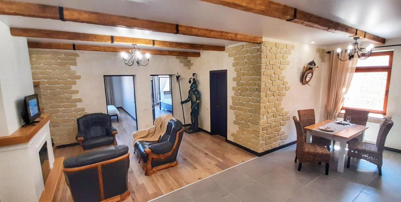 Гетьманські Палати , Старе Місто, 2 Спальні, Балкон-Тераса , 85 М Кв Kamenec Podolský Exteriér fotografie